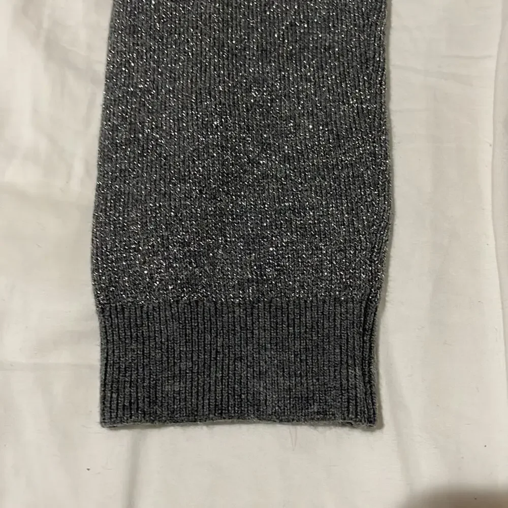 Gap 5 sweater grey metallic leggings like new worn once elastic waste pull on